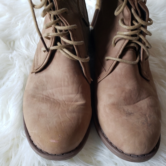 Wanted Jones Wrap-around Lace-Up Boots - Picture 4 of 9